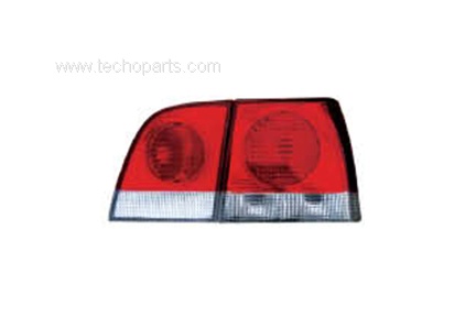 Jetta 05 TAIL LAMP