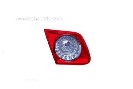 Jetta 05/Sagtitar Tail  Lamp