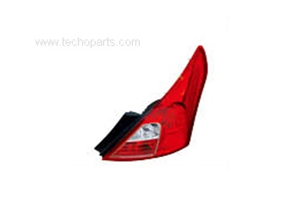 NISSAN SUNNY  2011 TAIL LAMP